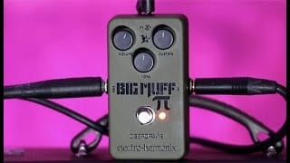 Green Russian Big Muff Earns Premier Gear Award - Electro-Harmonix